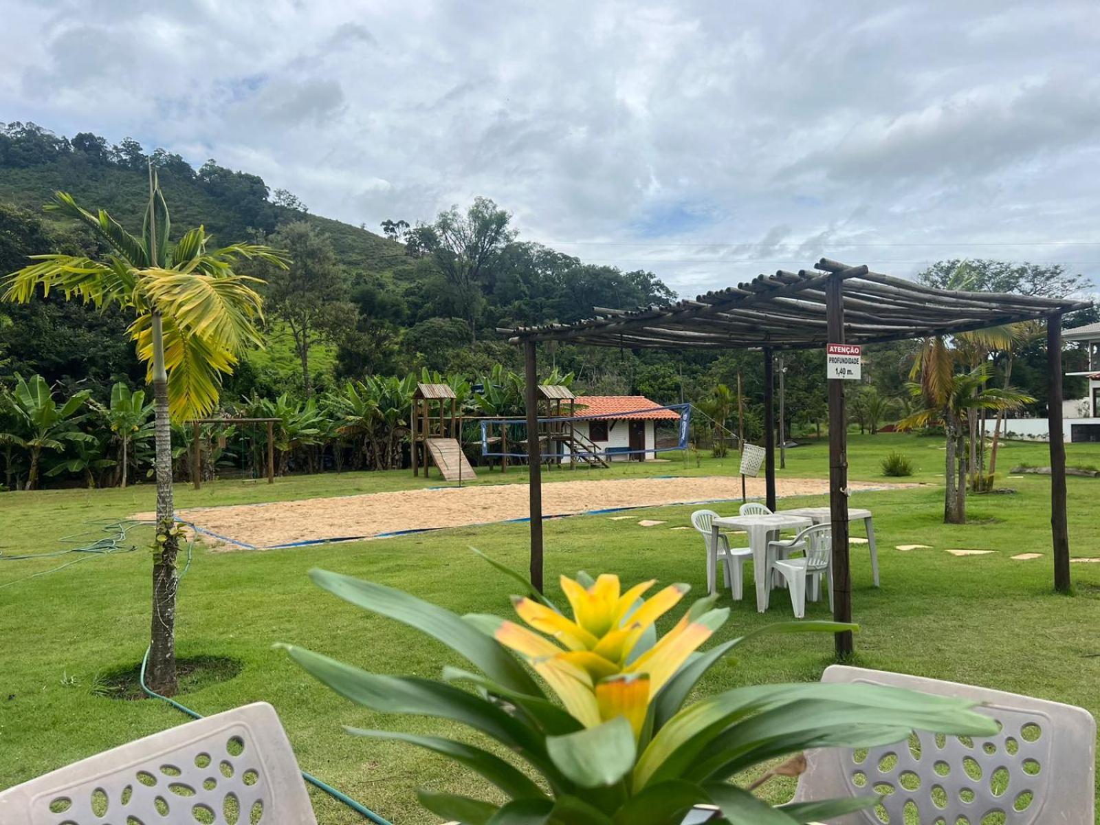 Paraiso Capitolio "A Pousada Da Dona Perpetua" Eksteriør billede